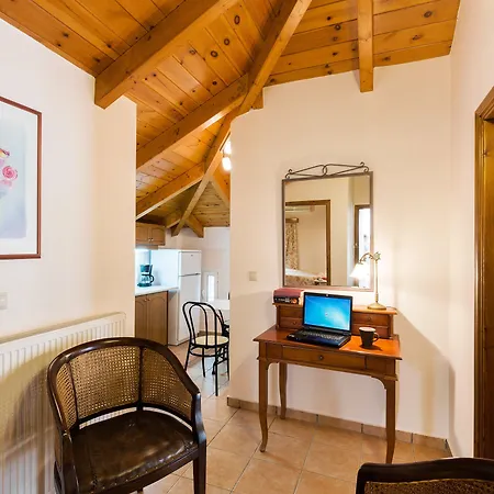 Andreolas Luxury Aparthotel 4*