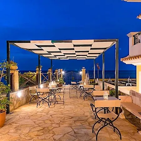 Andreolas Luxury 4*
