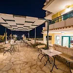 Andreolas Luxury 4* טסיליבי