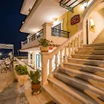 Andreolas Luxury Aparthotel