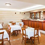 מלון דירות Andreolas Luxury 4*