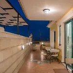 Andreolas Luxury מלון דירות